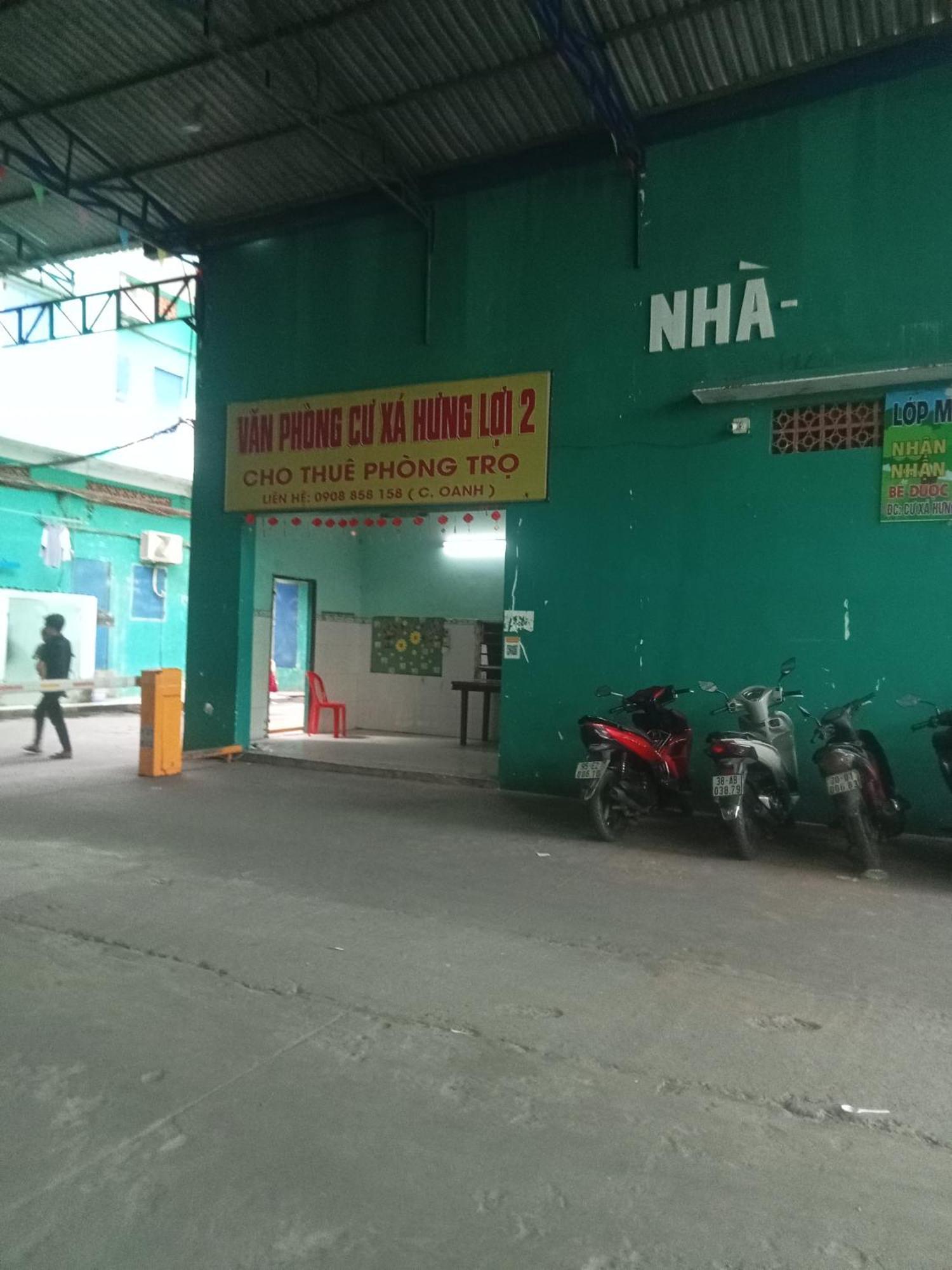 Cu Xa Hung Loi Hostel Xom Ben San Bagian luar foto